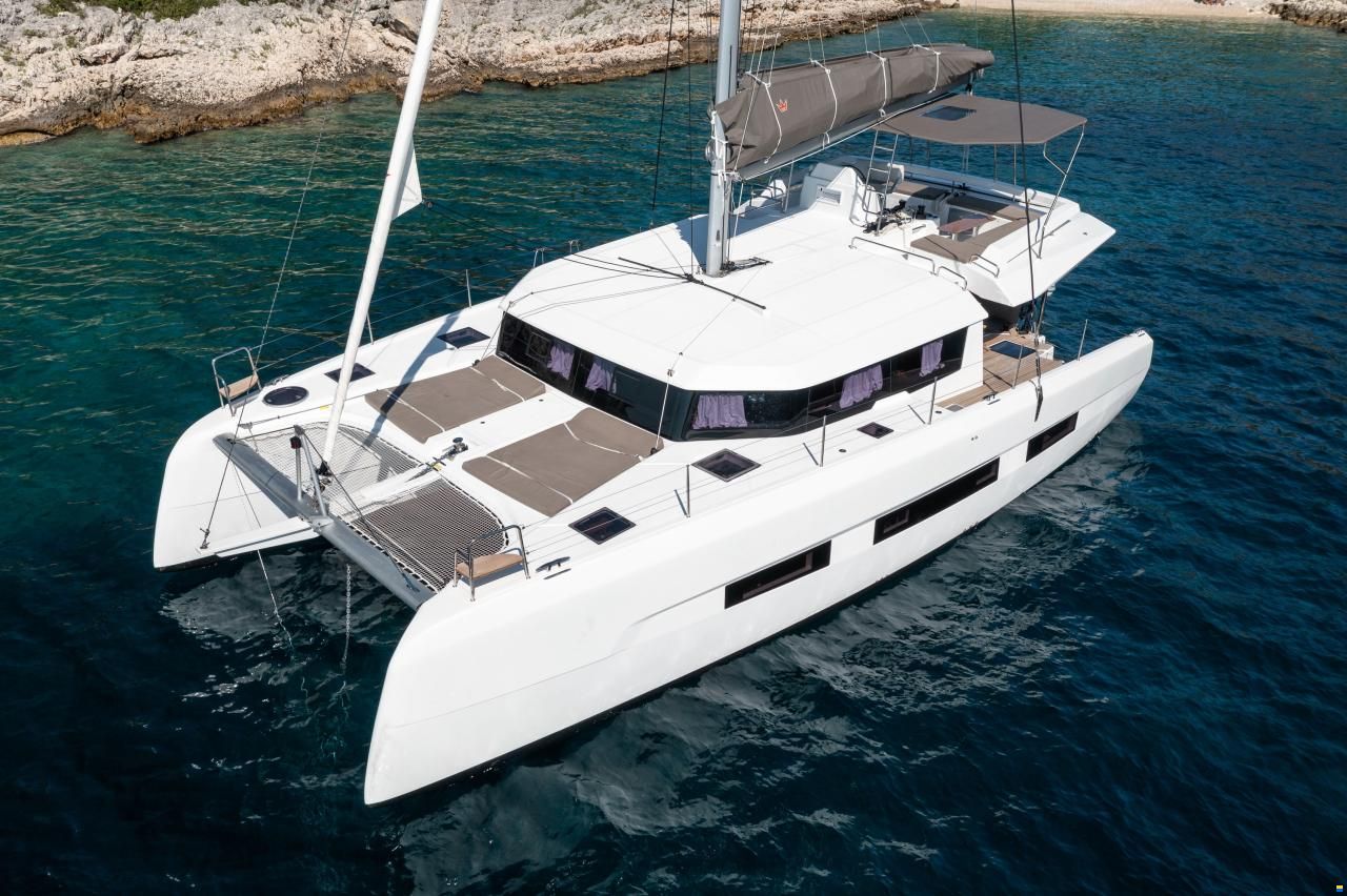 Dufour Catamarans 48