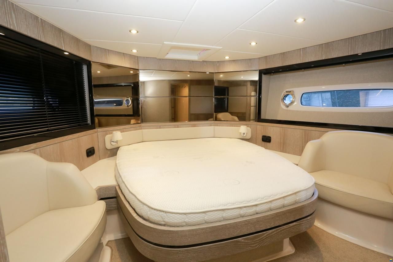 Azimut Magellano 53