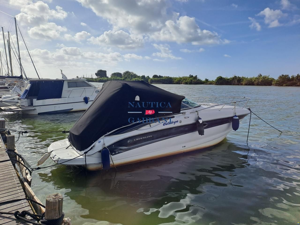 Crownline 270 CR