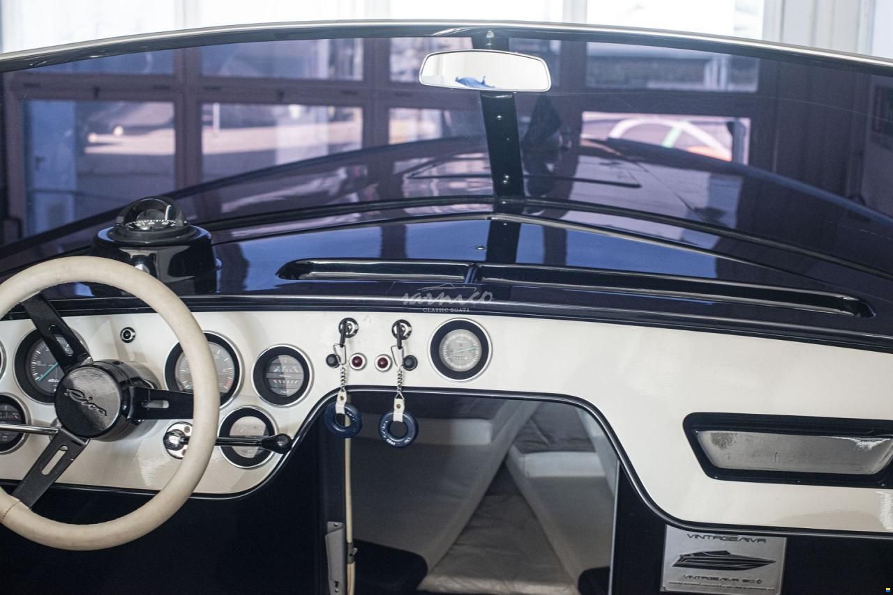 Riva Saint Tropez Vintage 30