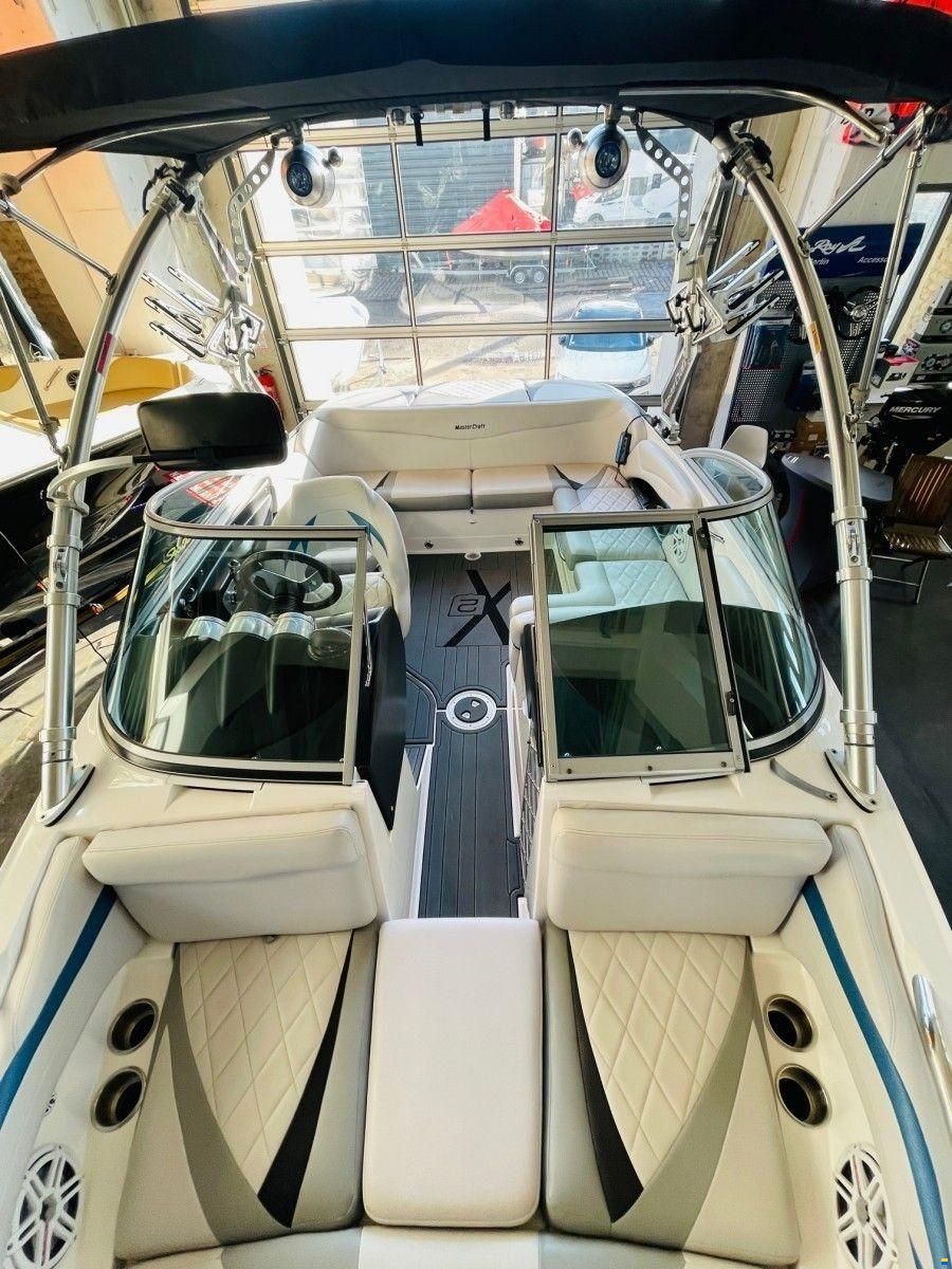 MasterCraft X2
