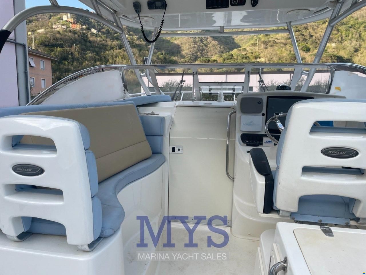 Boston Whaler 305 CONQUEST
