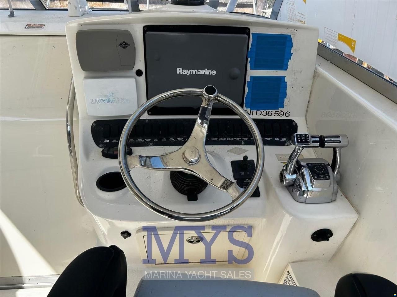 Boston Whaler 305 CONQUEST