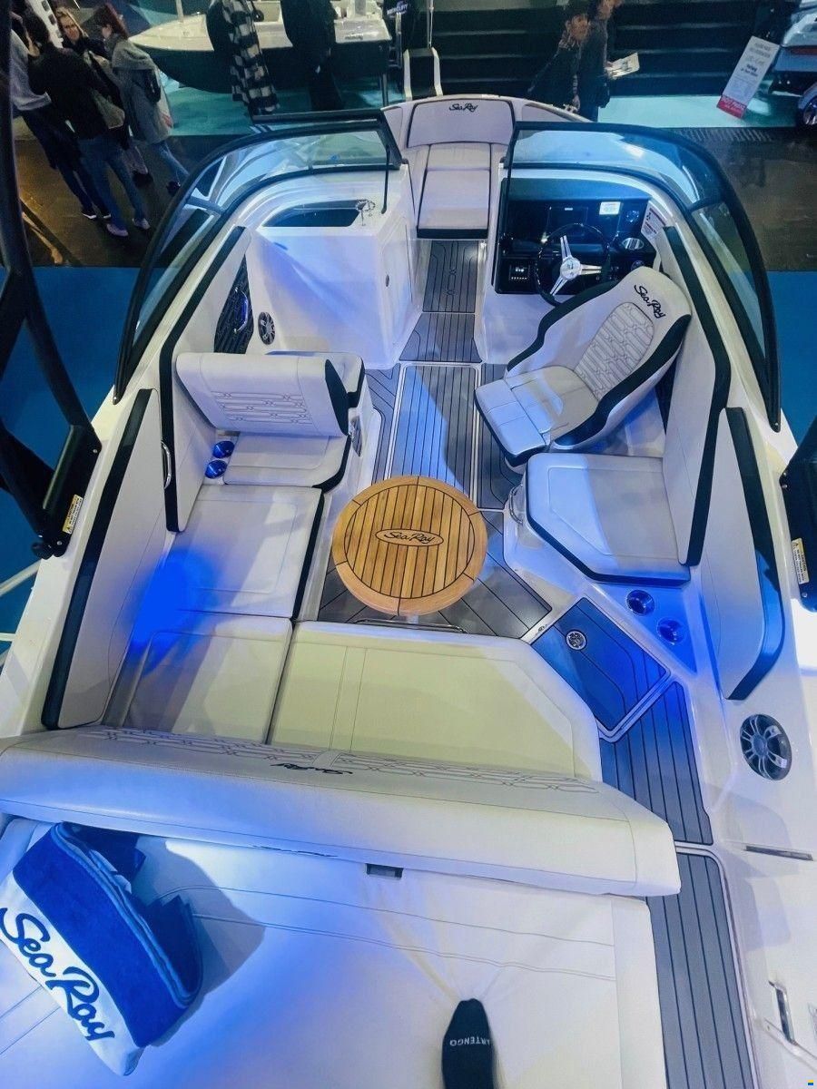Sea Ray 210 SPXE SPN