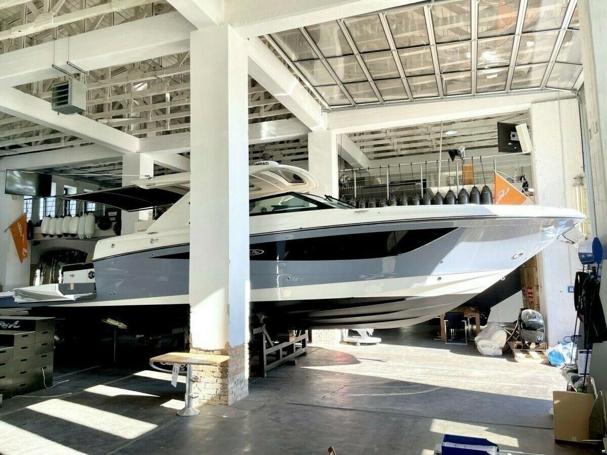 Sea Ray 400 SLX Bowrider