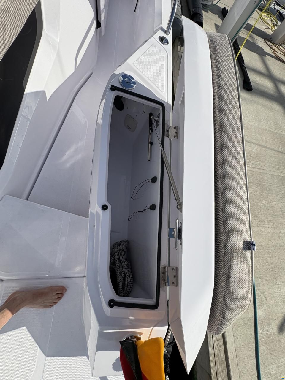 Axopar 29 XC Cross Cabin