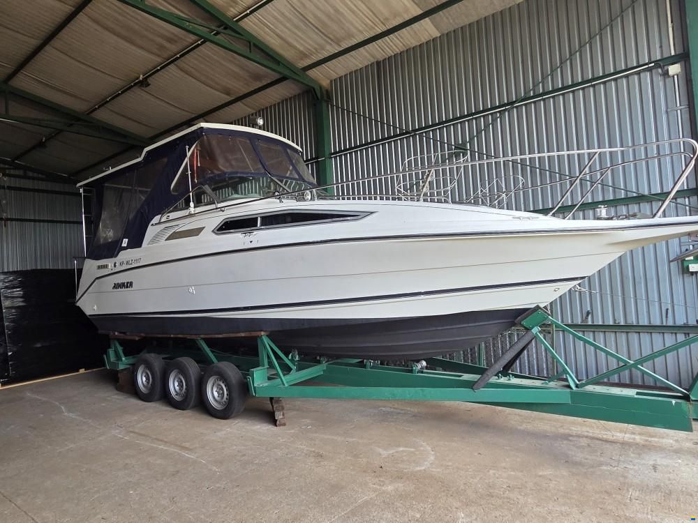 Rinker Fiesta Vee 260