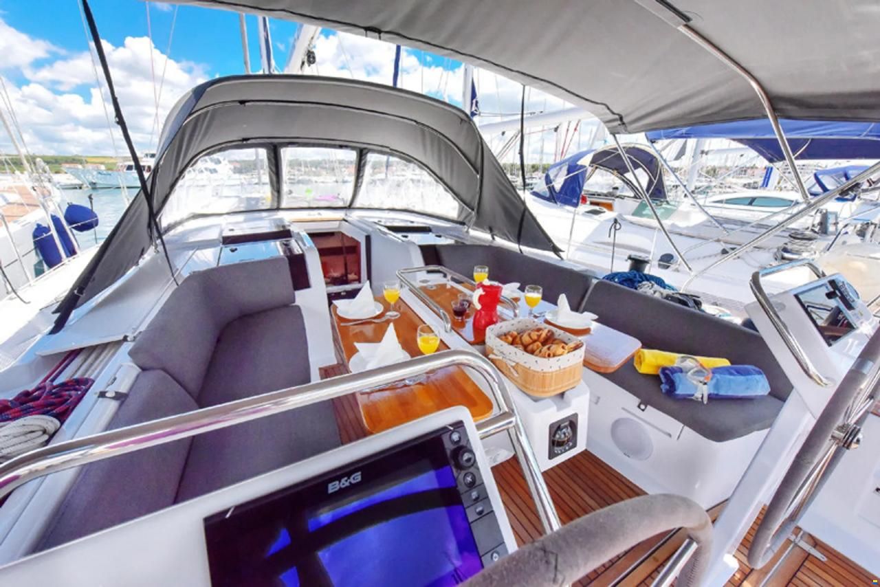 Hanse 505