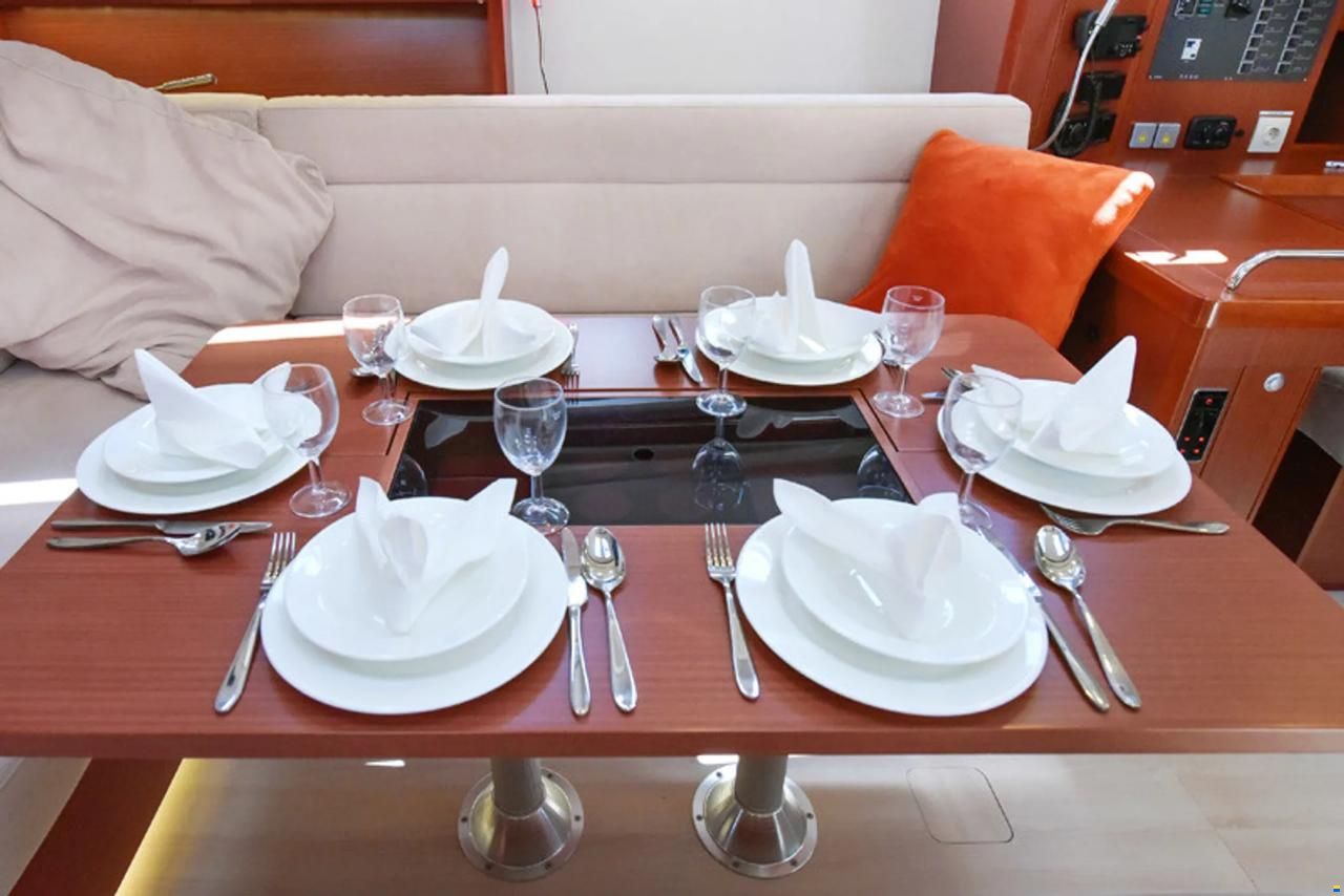 Hanse 505