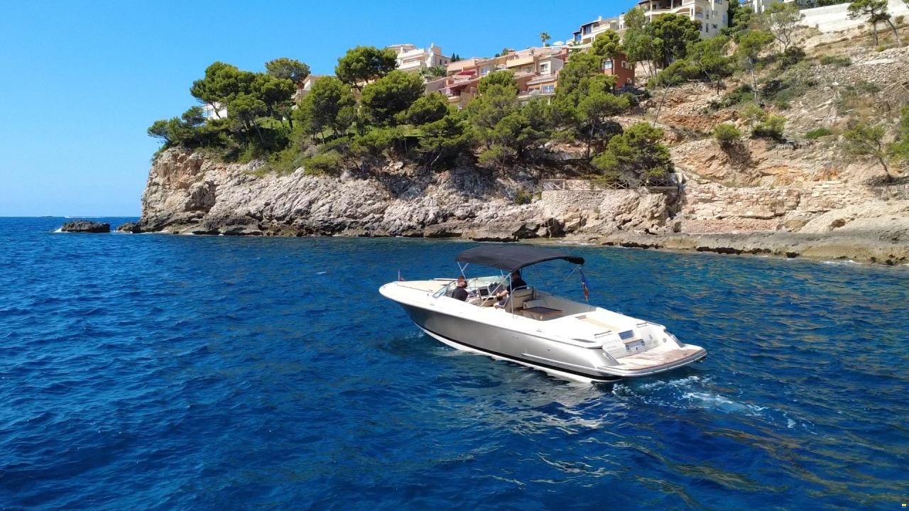 Chris Craft Corsair 28