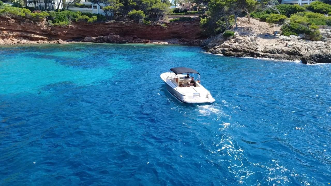 Chris Craft Corsair 28