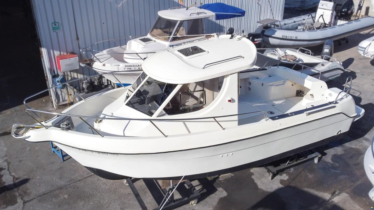 Arvor 23
