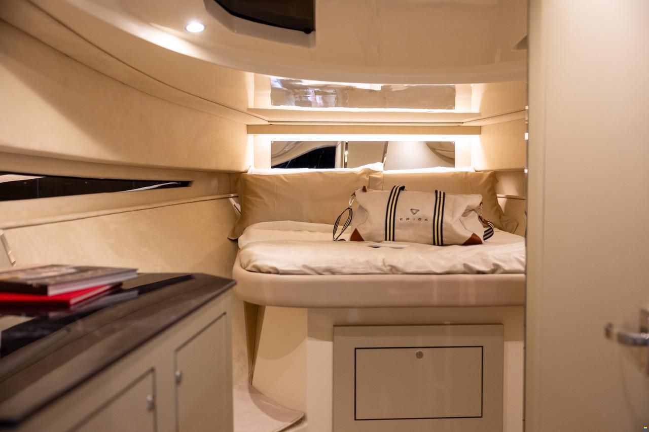 Epica Yacht Epica 33