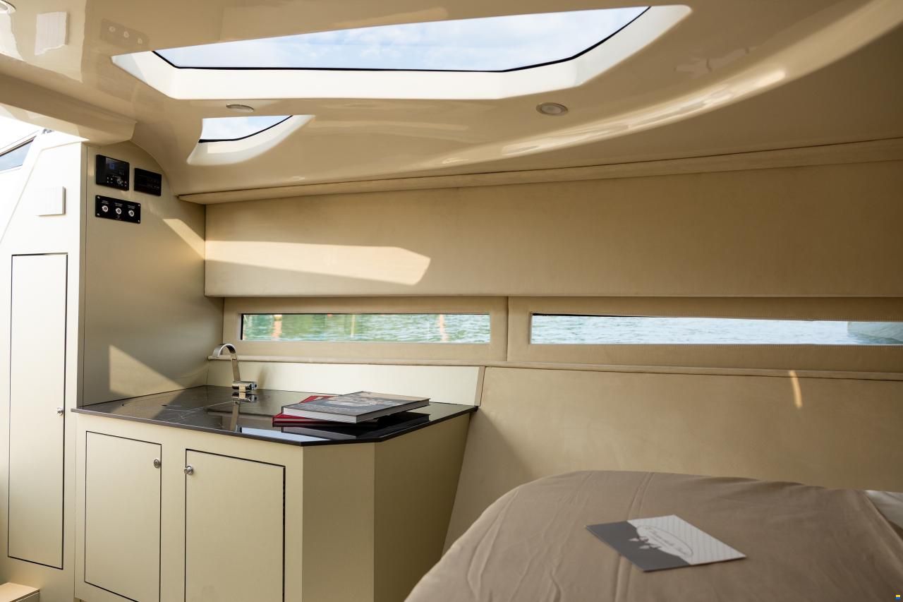 Epica Yacht Epica 33