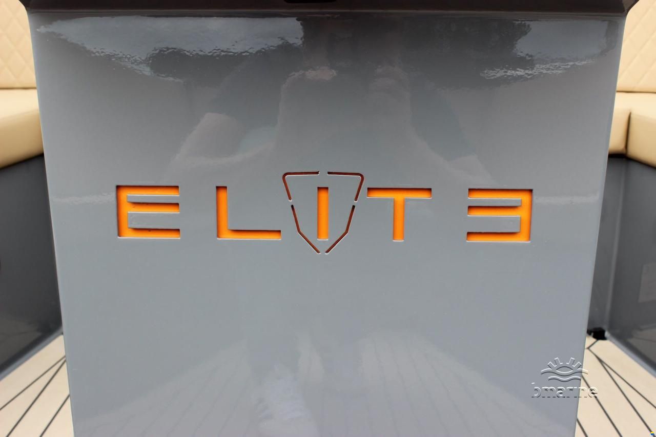 Elite 717 Tender