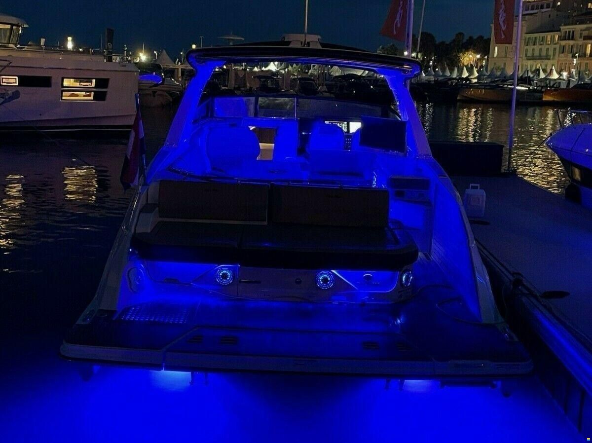 Sea Ray 400 SLX Bowrider