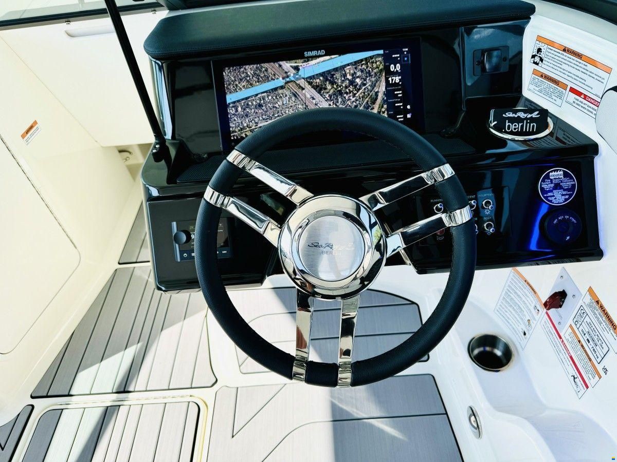 Sea Ray 210 SPXE SPN
