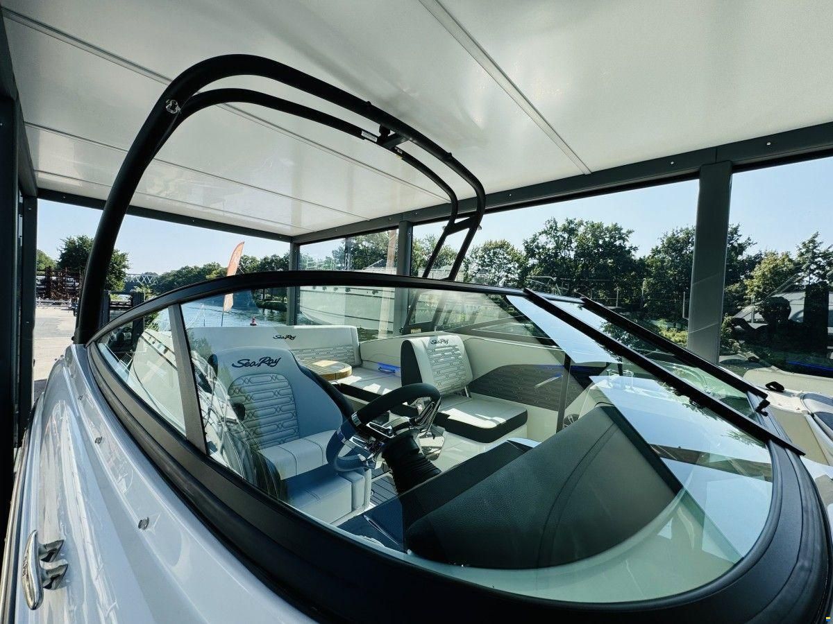 Sea Ray 210 SPXE SPN