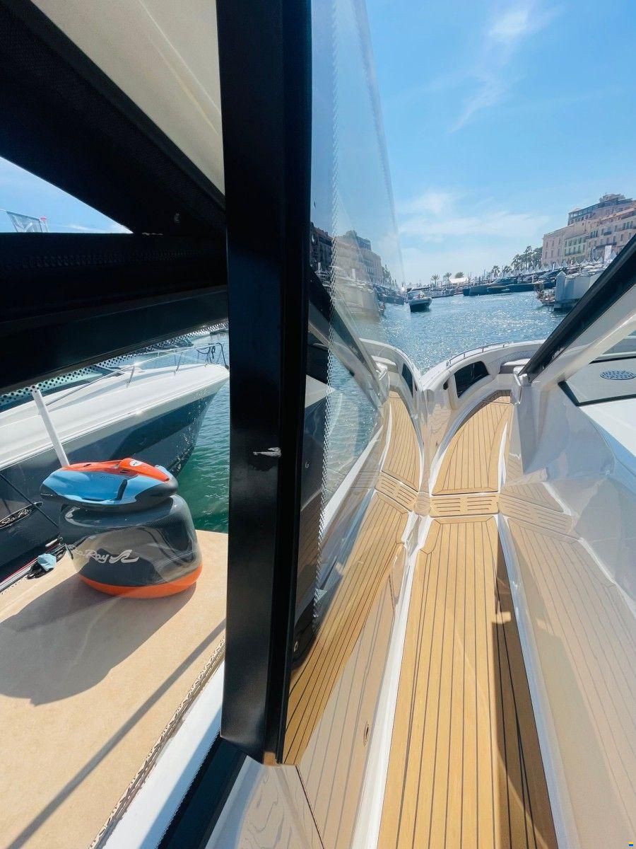 Sea Ray 370 Sundancer
