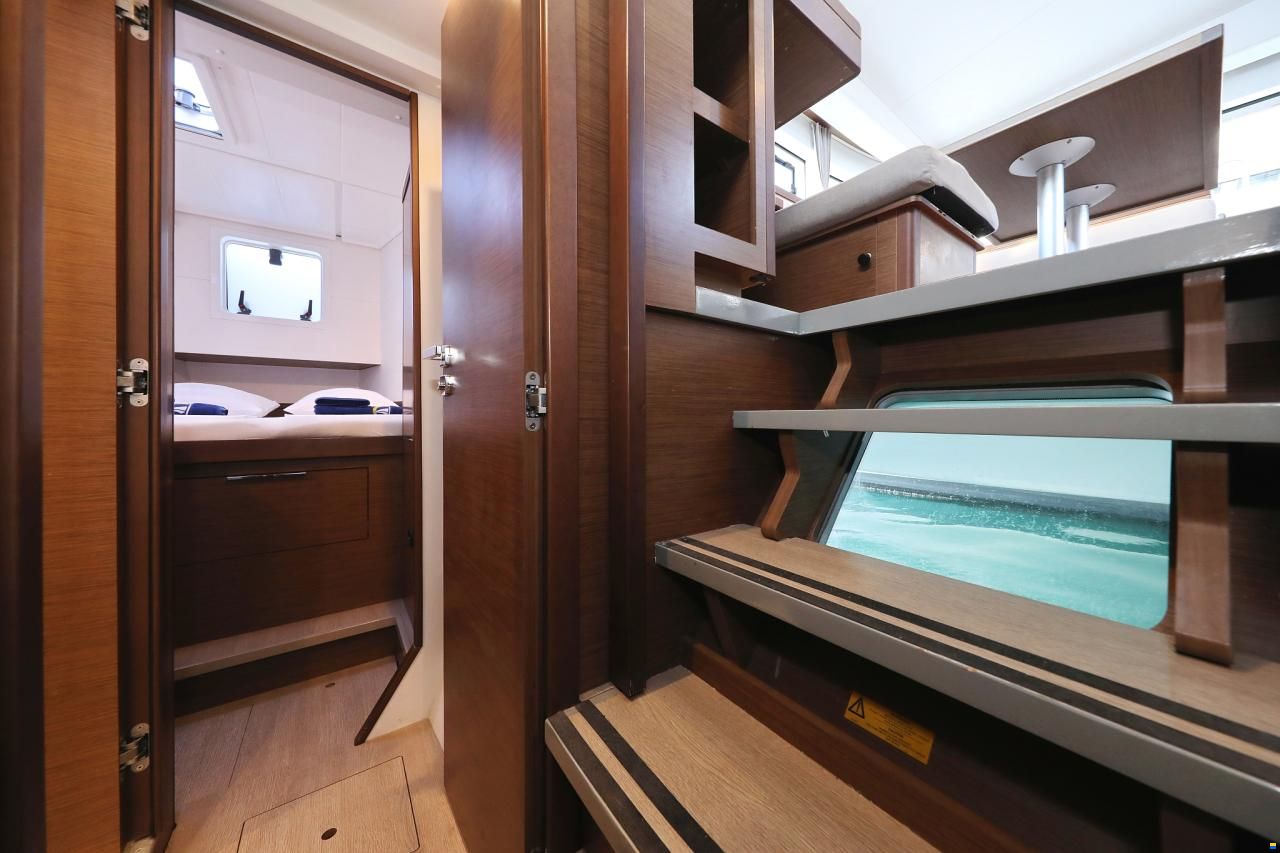 Lagoon 40