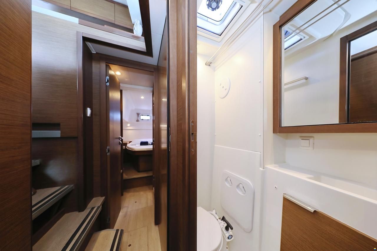 Lagoon 40