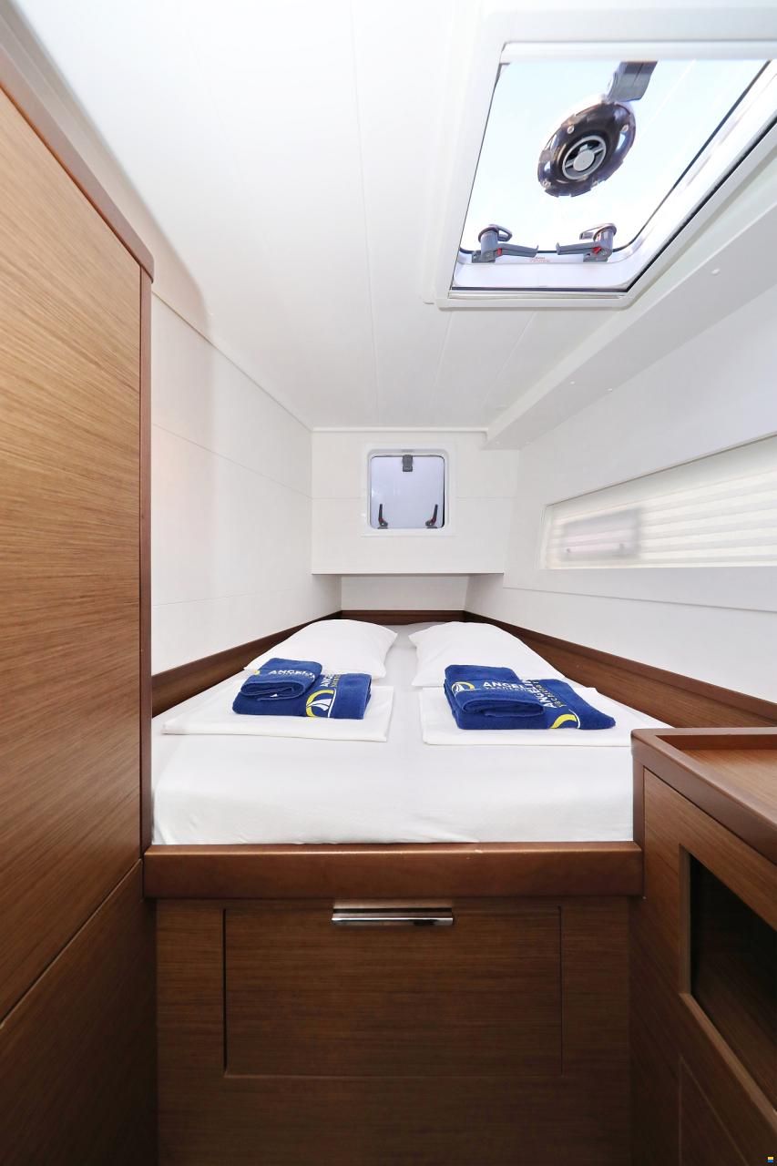 Lagoon 40