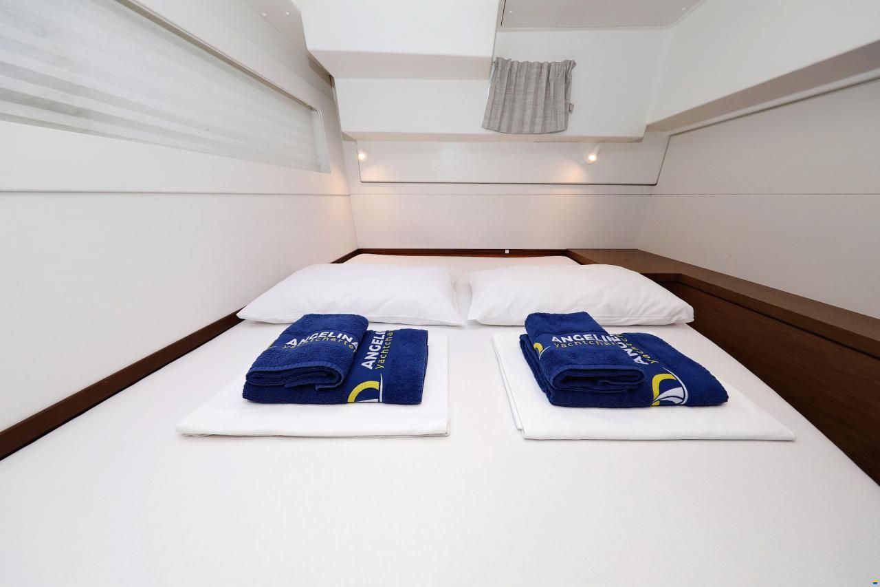 Lagoon 40