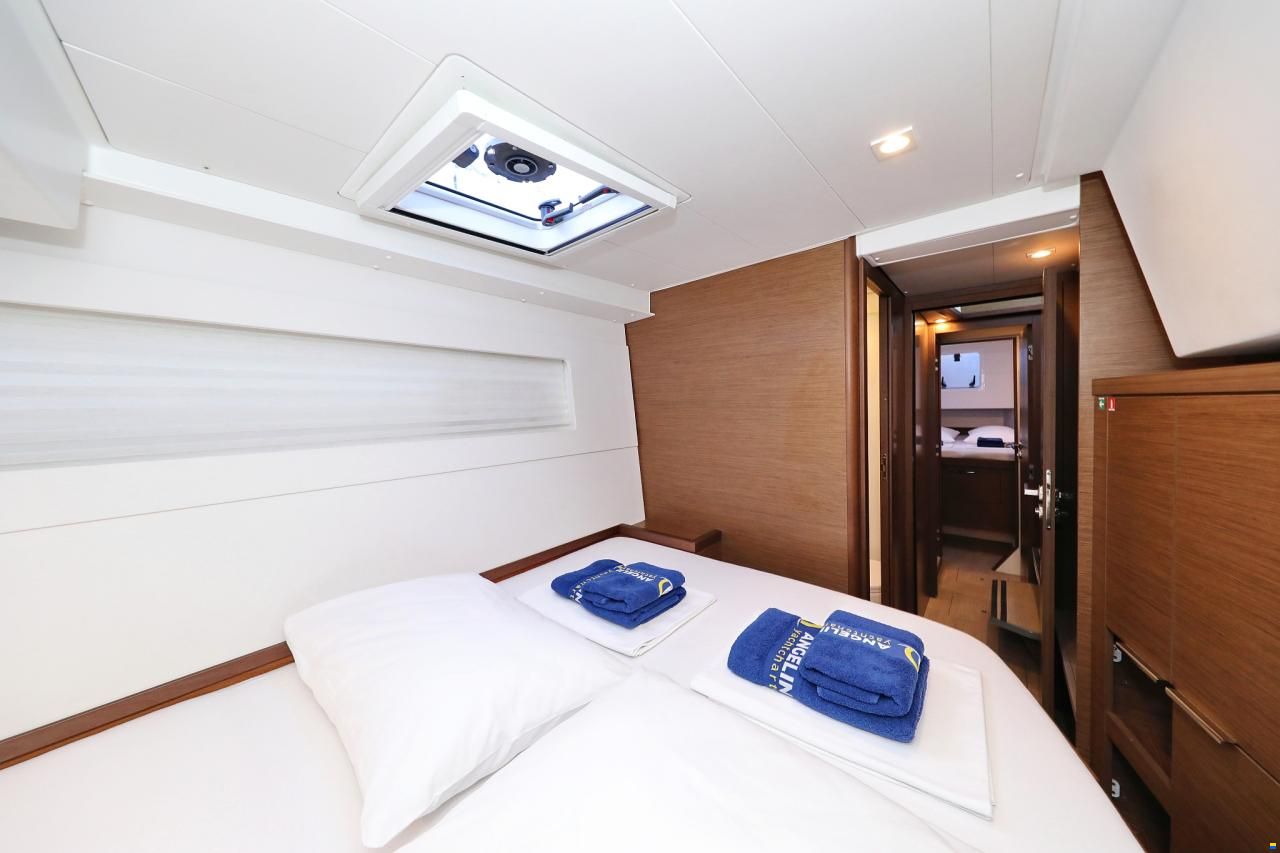 Lagoon 40