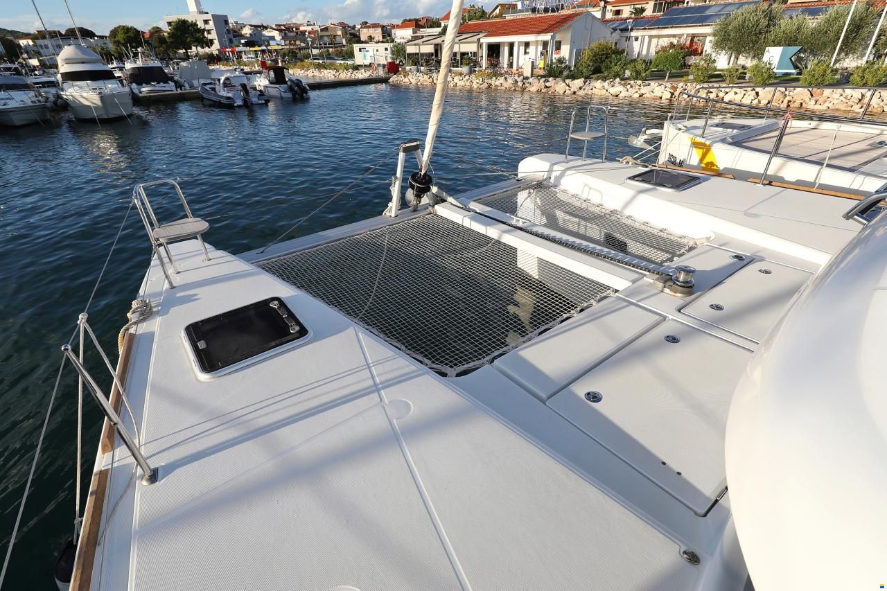Lagoon 40