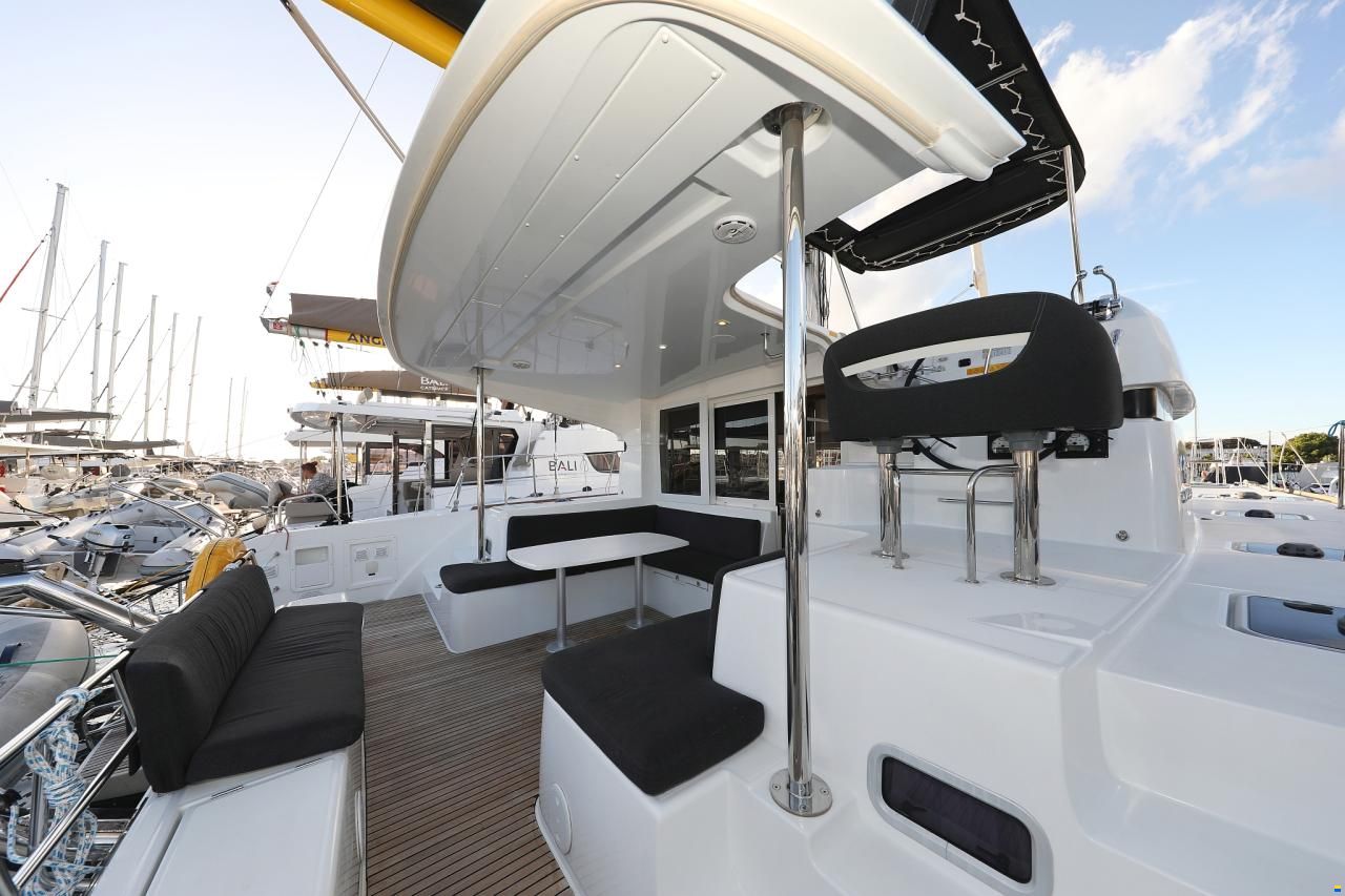 Lagoon 40