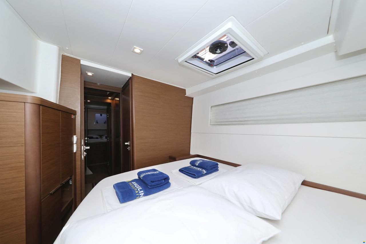 Lagoon 40
