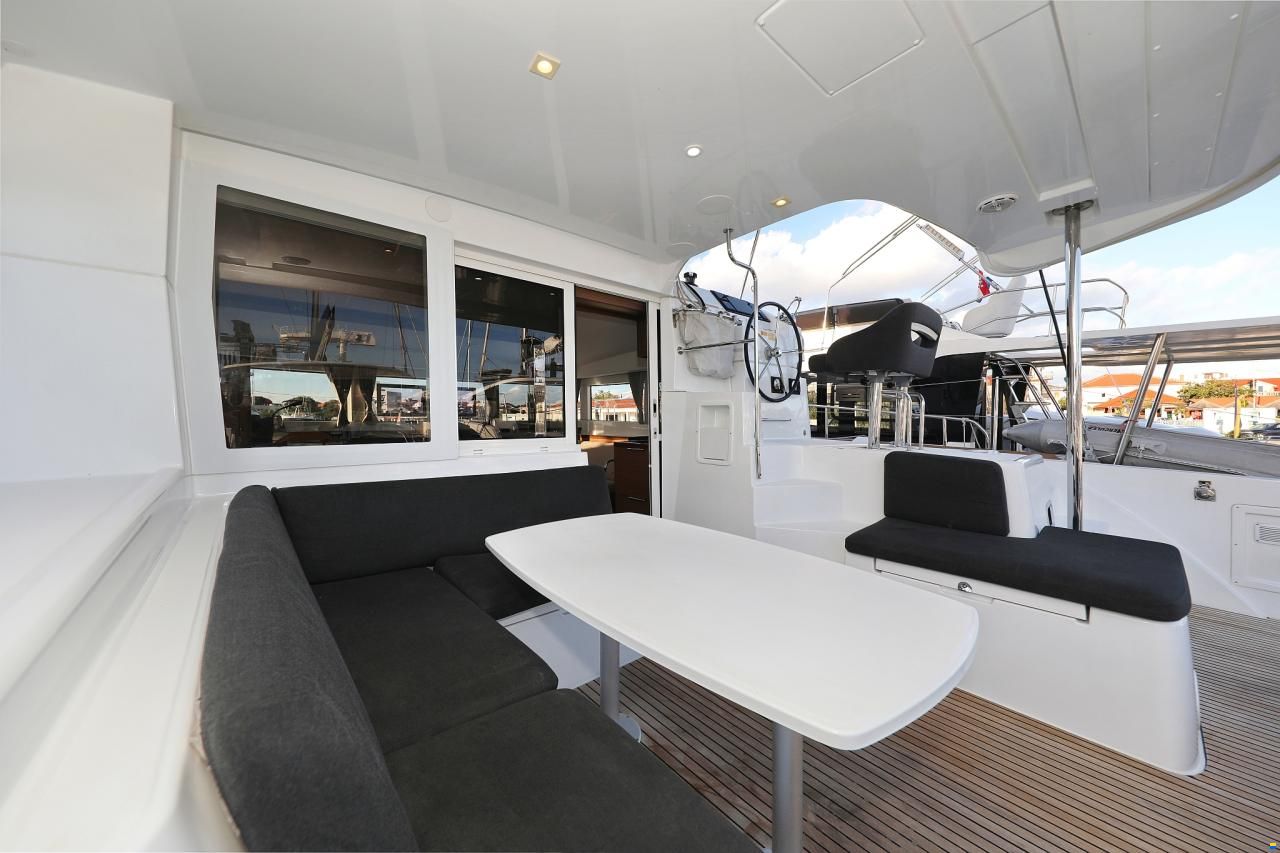 Lagoon 40
