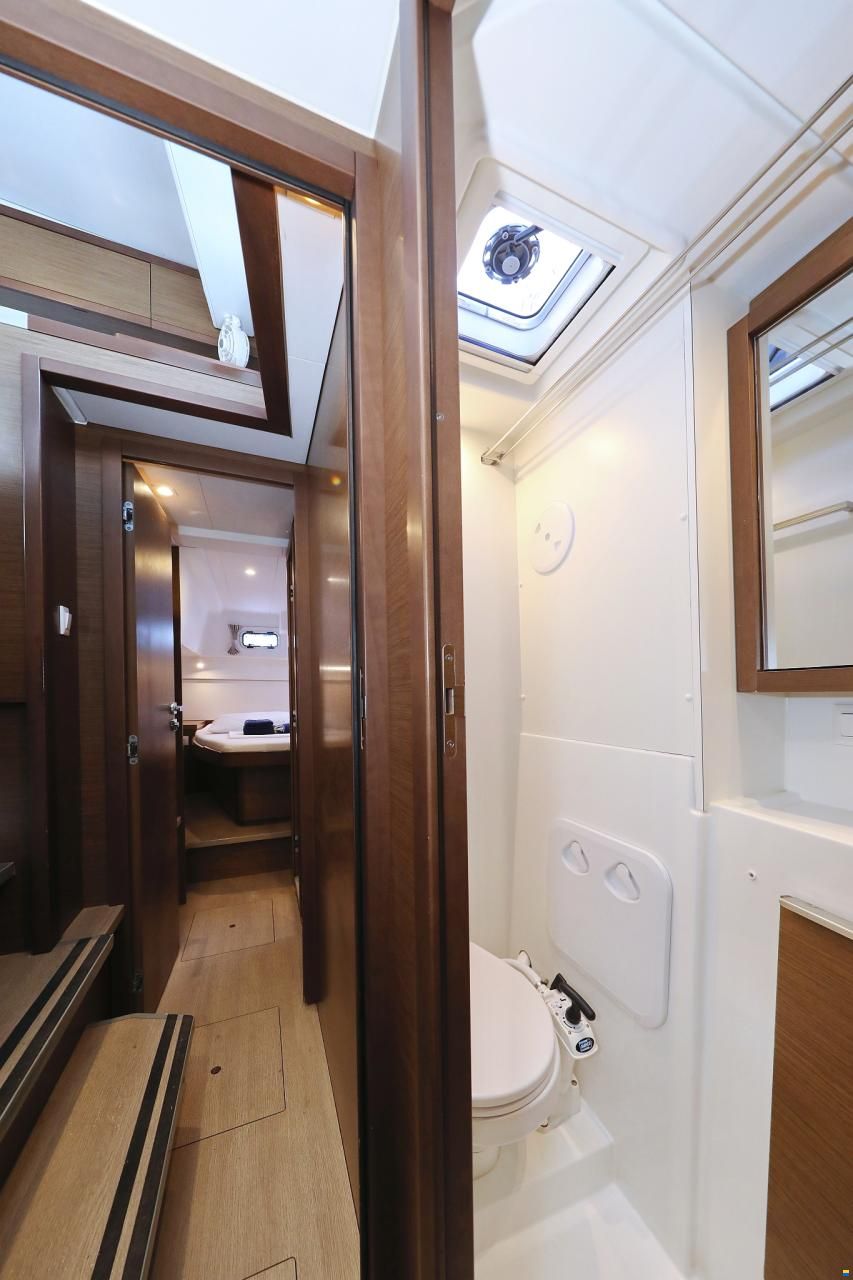 Lagoon 40