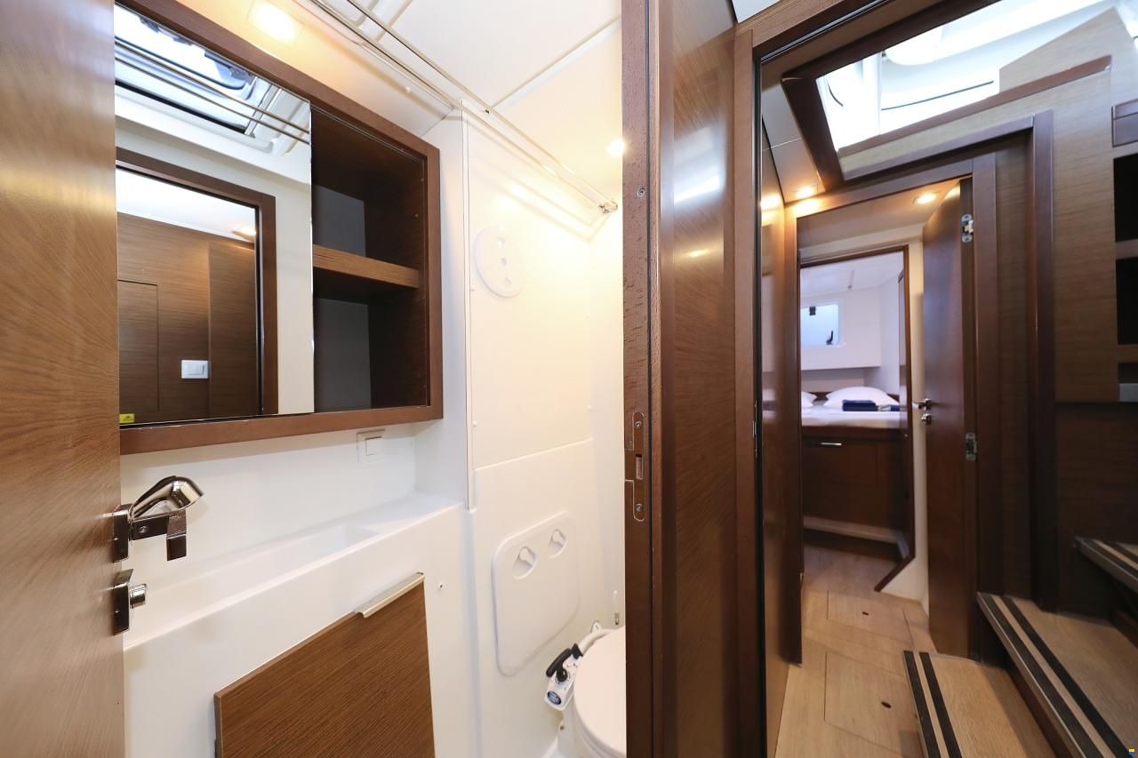 Lagoon 40