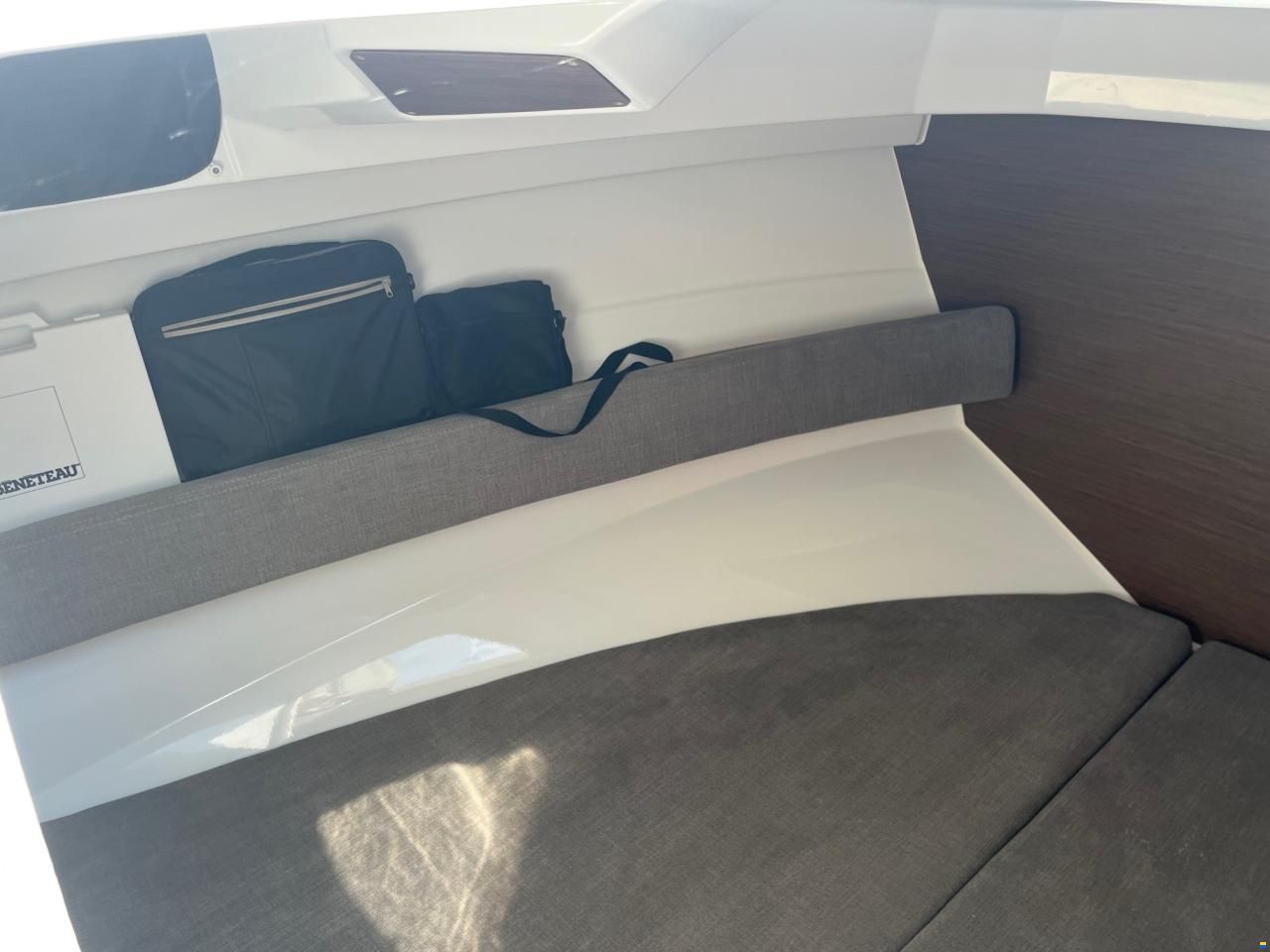 Beneteau Antares 8 OB