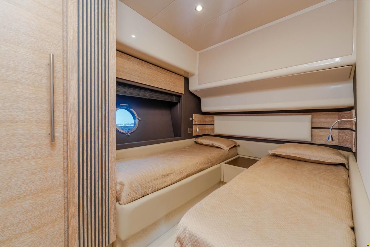 Azimut 60