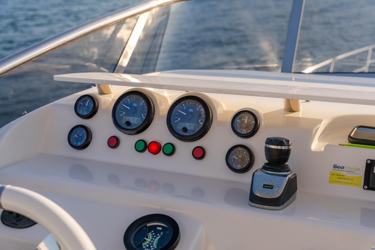 Azimut 60