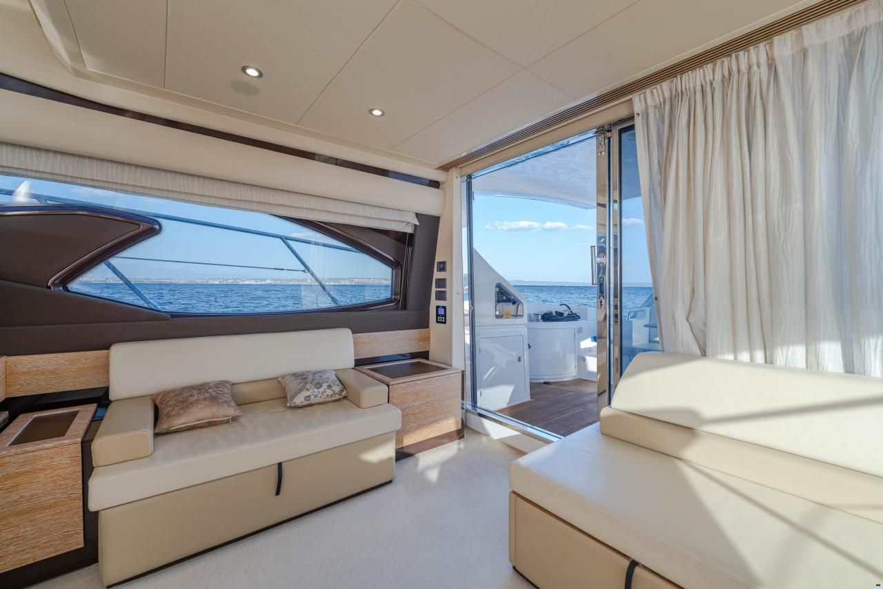 Azimut 60