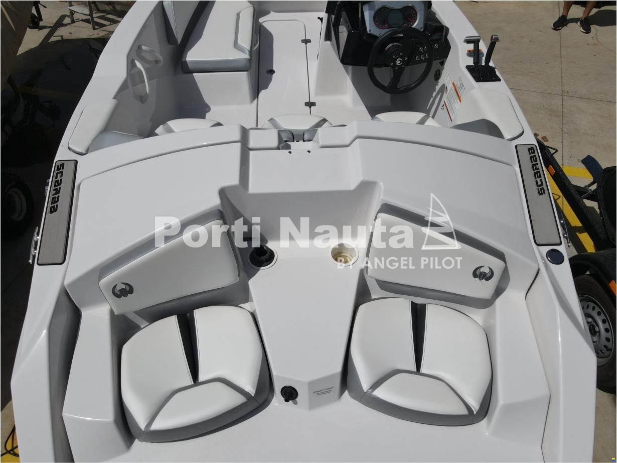 Scarab 156G