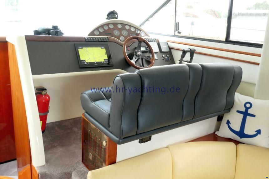 Fairline Phantom 42