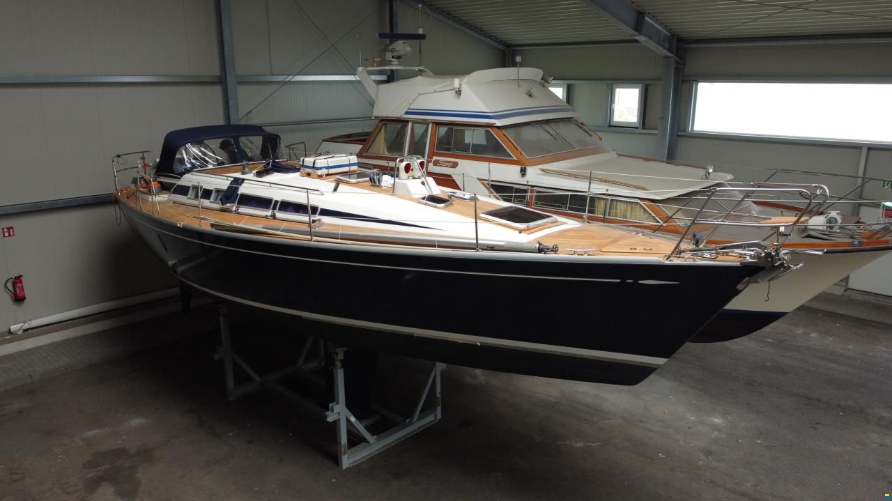 Nautors Swan Swan 40