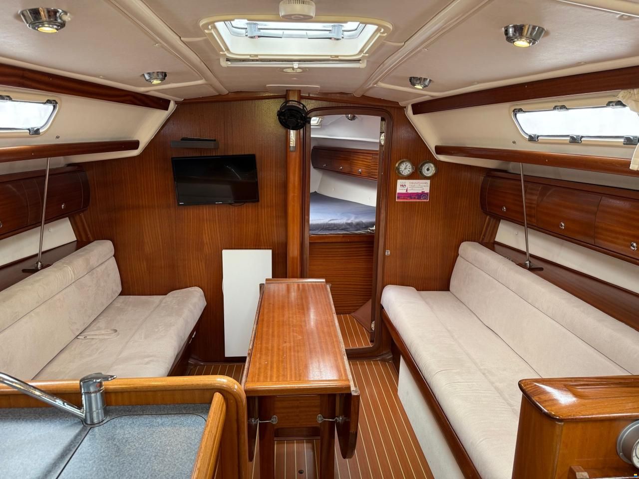 Bavaria Cruiser 36