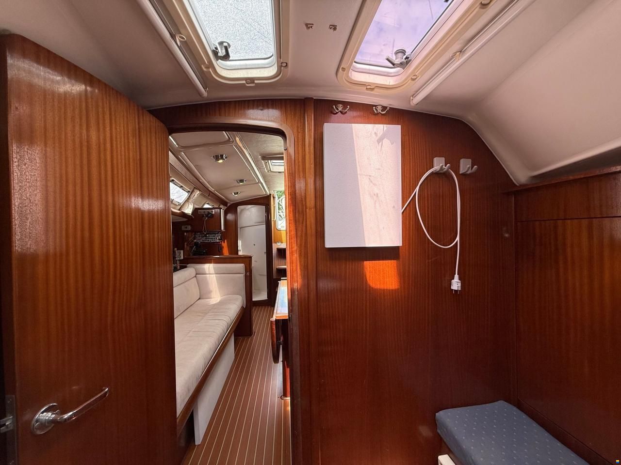 Bavaria Cruiser 36