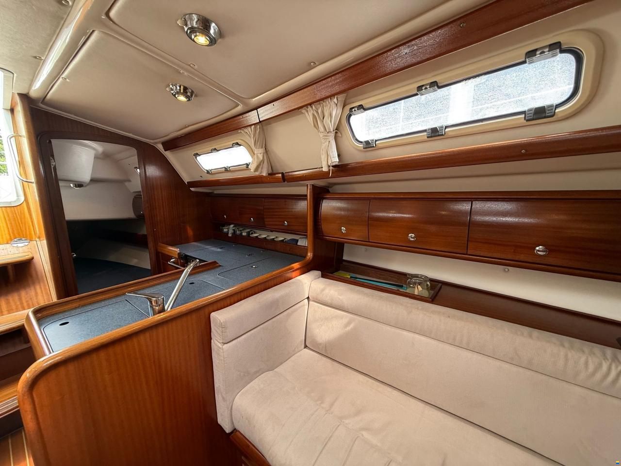 Bavaria Cruiser 36