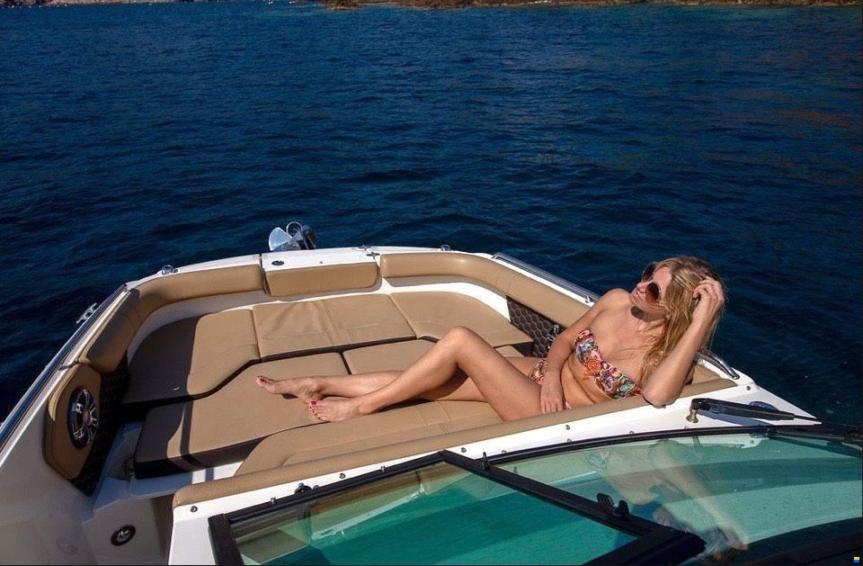 Sea Ray 250 SDX