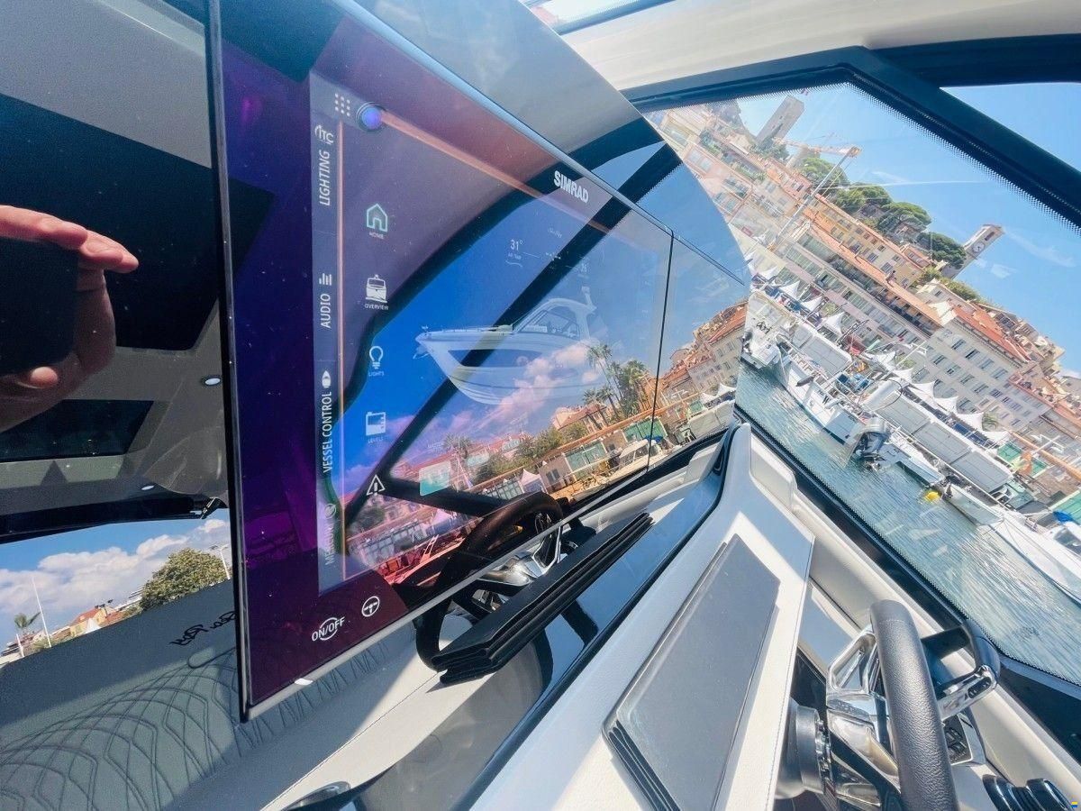 Sea Ray 370 Sundancer