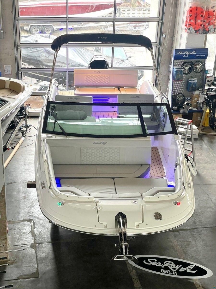 Sea Ray 250 SDO
