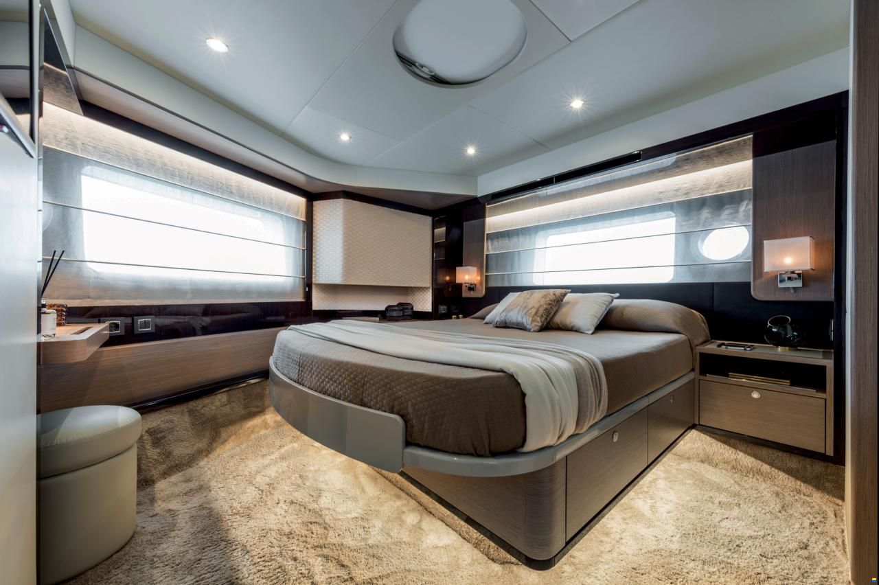 Absolute Navetta 48