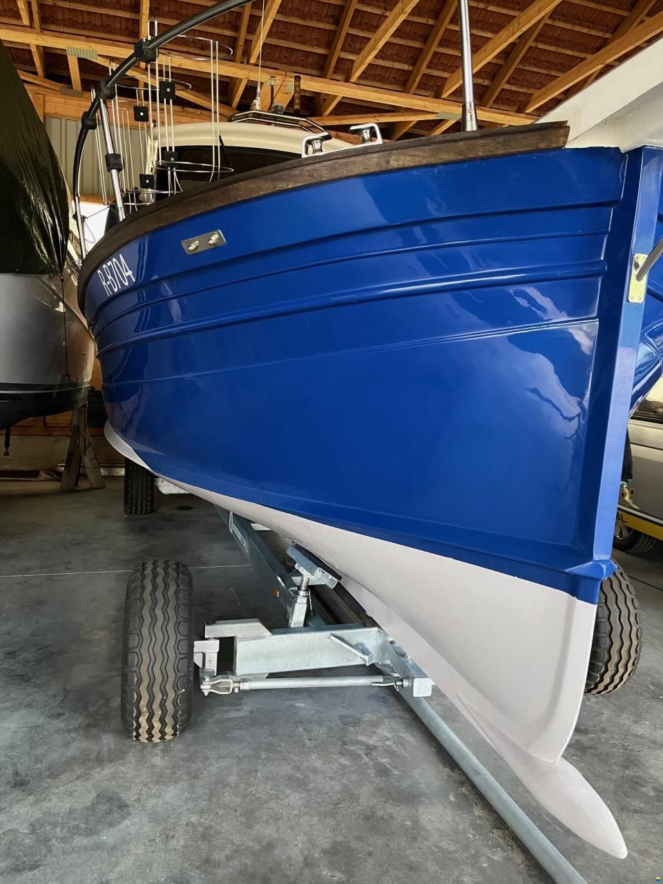 Majoni 40