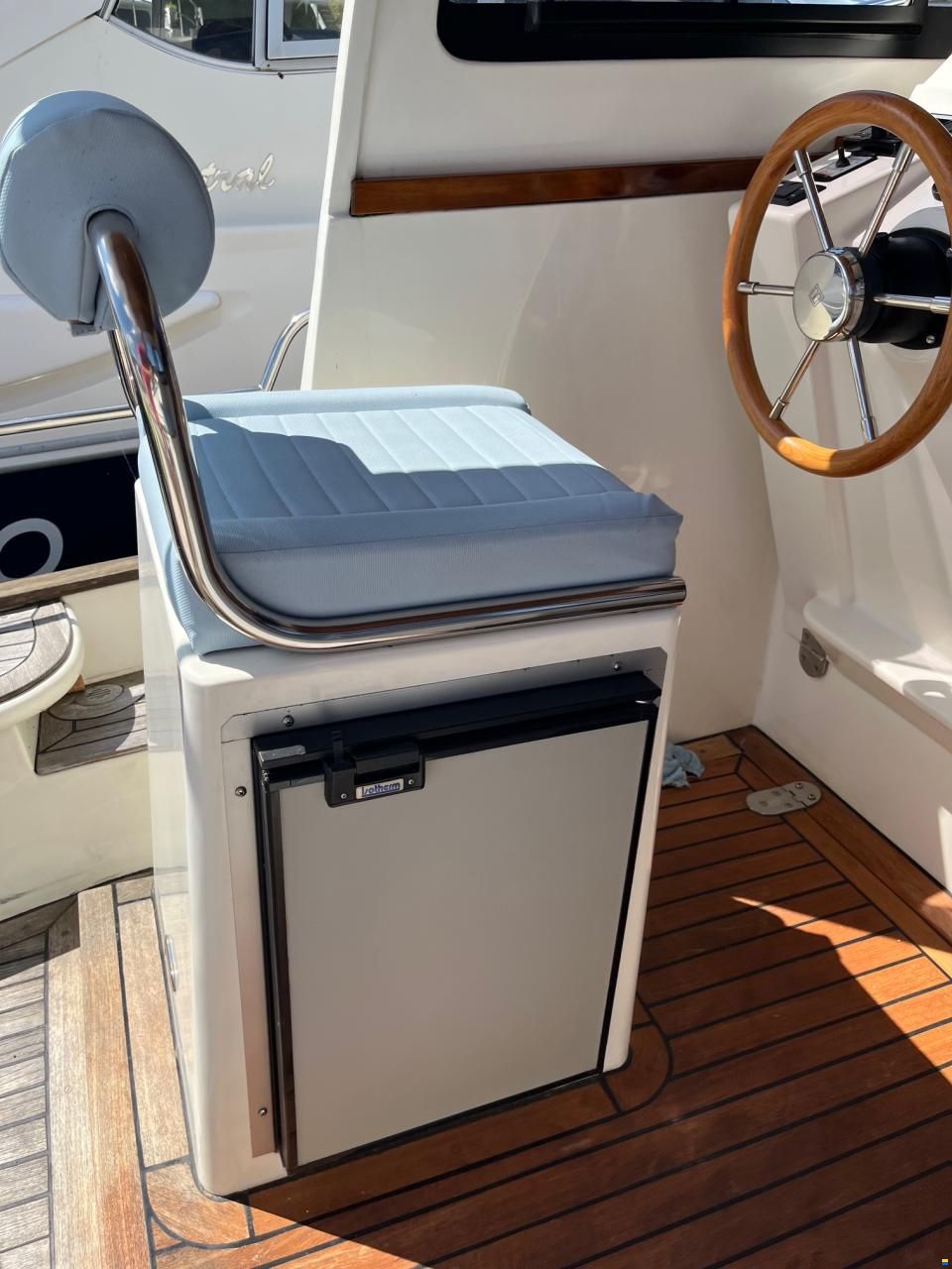 Majoni 40